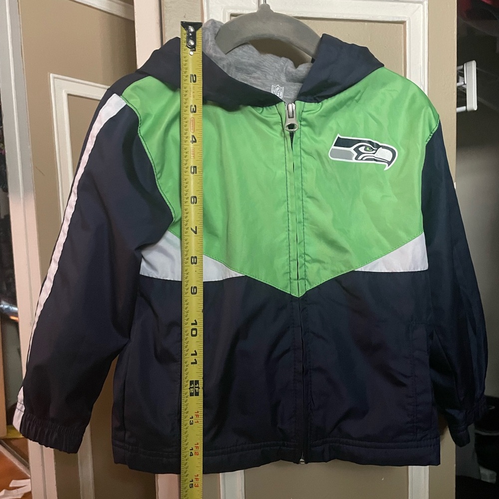 Seattle Seahawks NFL Team Apparel 2T children’s windbreaker jacket